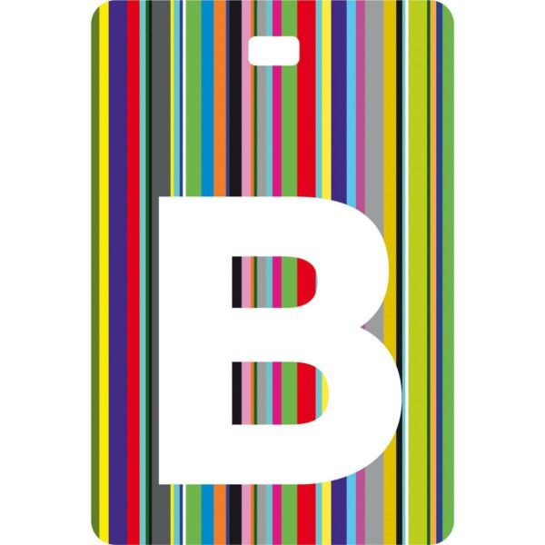 Etichetta bagaglio con lettera alfabeto bianca su sfondo a righe colorate con iniziale B