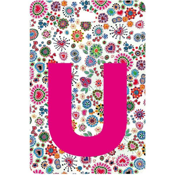 Etichetta bagaglio con lettera alfabeto bianca su sfondo fantasia cuori e fiori colorati con iniziale U