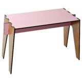 Tavolino basso composto a incastro da quattro pezzi intercambiabili colore rosa e rovere