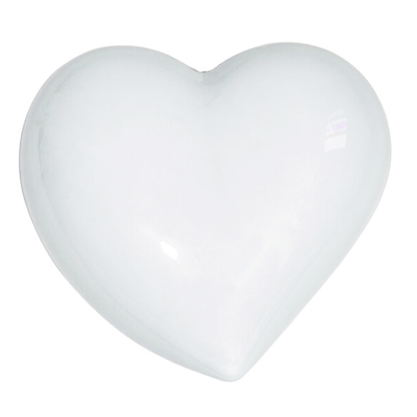 oggetto tridimensionale a forma di cuore, bianco, funge da umidificatore in ceramica