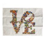 cartolina grande formato con la scritta love