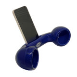 porta cellulare a forma di cornetta del telefono blu