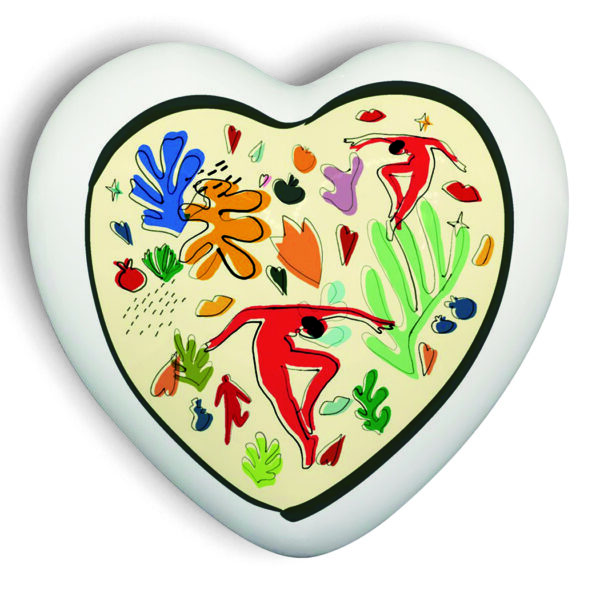 grande cuore in ceramica bianca, decorato con un artwork che si ispira ai principali tratti di Matisse