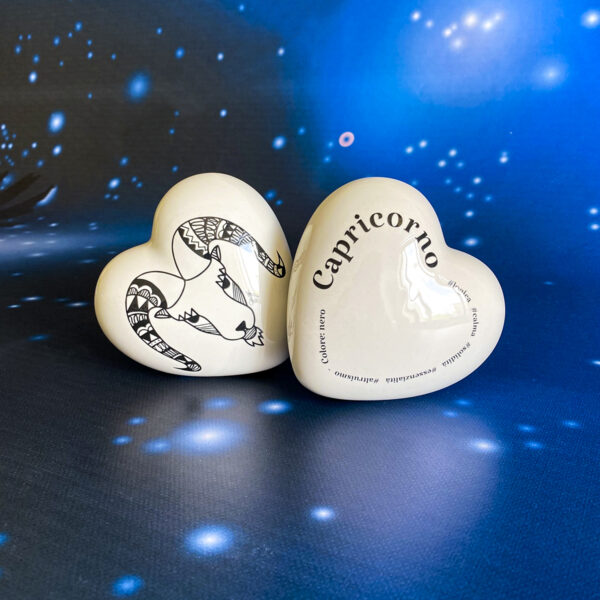cuore heart gallery in ceramica modello Zodiaco Capricorno, fronte artwork retro caratteristiche