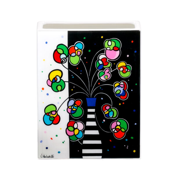 vaso in ceramica con riproduzione di opera artistica di Virginia Benedicto